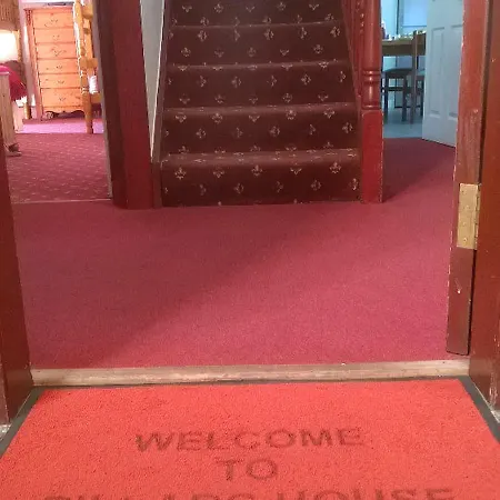 Hotell Pillars House 3*