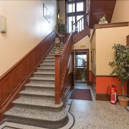 Pillars House Edinburg