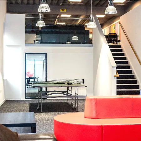 Destiny Student - Shrubhill אדינבורו