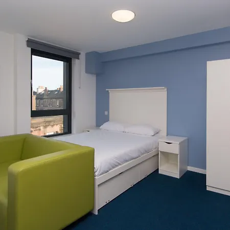 Destiny Student - Shrubhill * Edinburgh