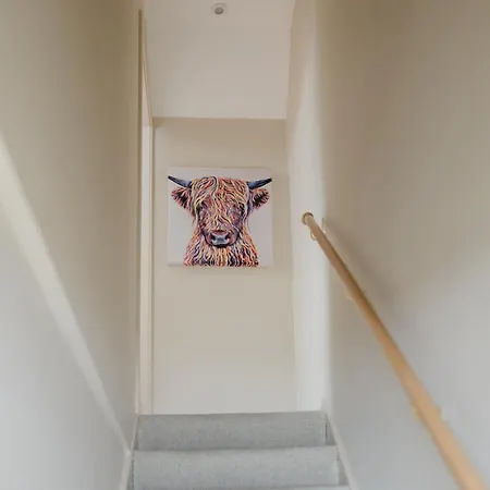 Charming Mews With Secure Parking Apartament *