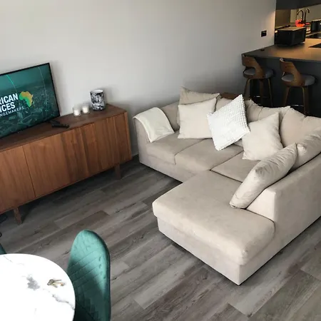 Charming West End Flat