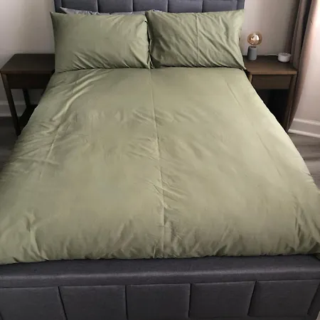 Charming West End Flat Lejlighed *