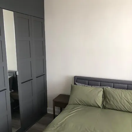 Charming West End Flat