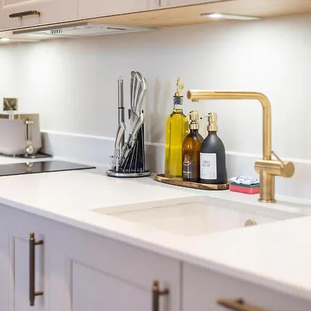 Prime 2 Bed Edinburgh