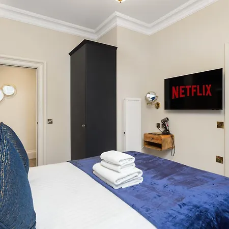 Prime 3 Bed * Edinburg