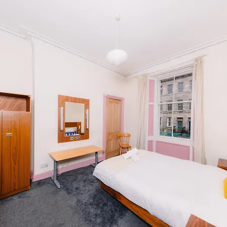 Relaxing By Carlton Hill Εδιμβούργο