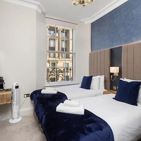 Prime 2 Bed Apartment Edinburgh