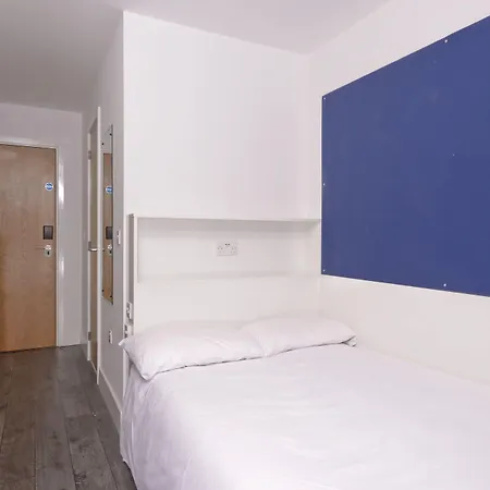 Destiny Student - Holyrood * Edinburgh
