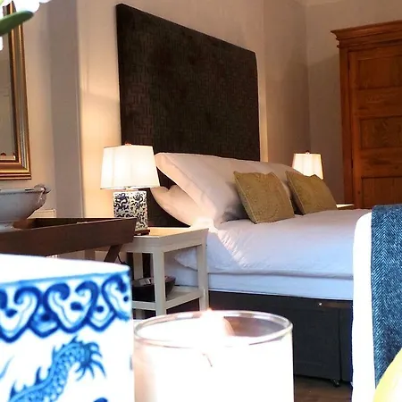 Antler Guest house Edinburgh