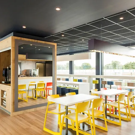 Ibis Budget Park Отель