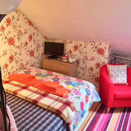 16 Pilrig Edinburgh