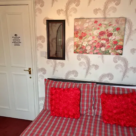 16 Pilrig Alojamento de Acomodação e Pequeno-almoço Edimburgo