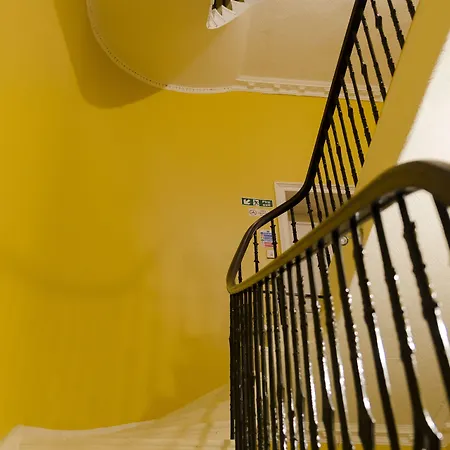 16 Pilrig Bed & Breakfast Edinburgh