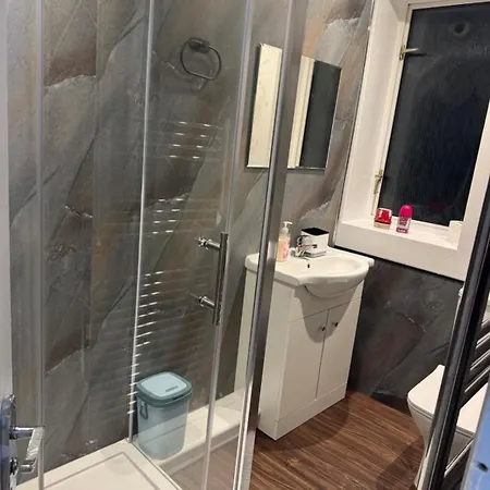 Apartament 4br Near Airport & Centre Free Parking Edynburg