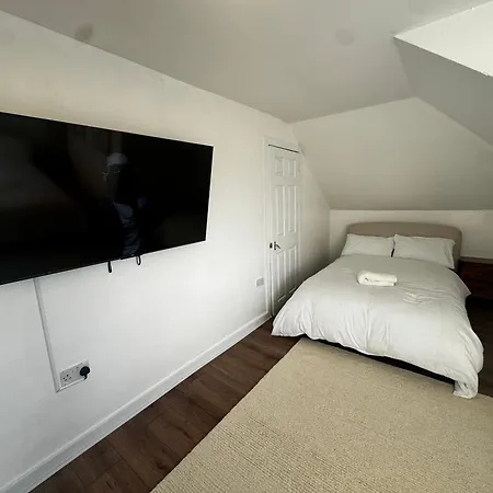 Daire 4br Near Airport & Centre Free Parking Edinburgh