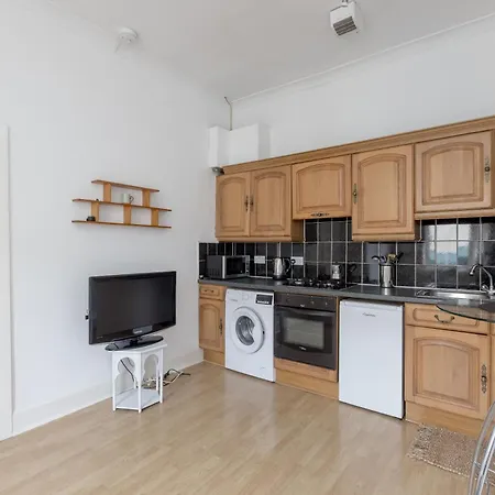 Cosy Flat Near Castle Apartment *
