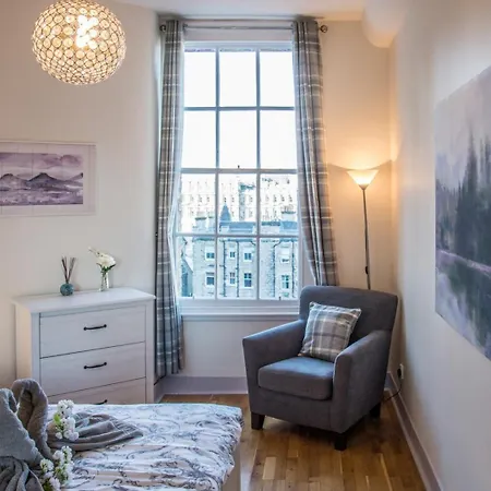 Daire High Street At The Heart Of The Royal Mile Edinburgh