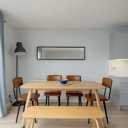 Pass The Keys Spacious Bright Modern Flat *