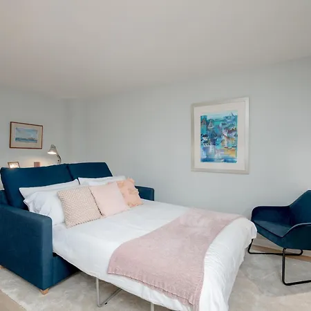 דירה Pass The Keys Spacious Bright Modern Flat *
