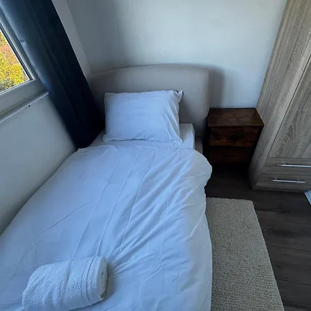 4br Near Airport & Centre Free Parking Apartament Edynburg