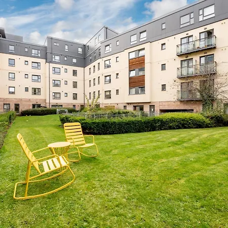 Appartamento Pass The Keys Spacious Bright Modern Flat Edimburgo