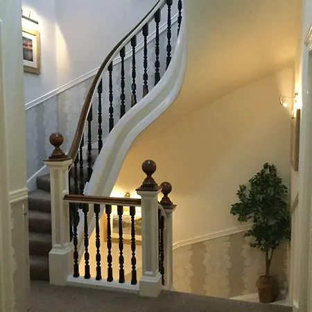 18 Craigmillar Park 4* Edinburg