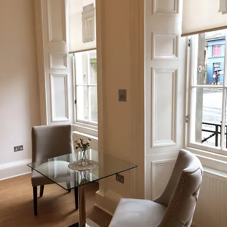 Hanover 71 Guest house 3*