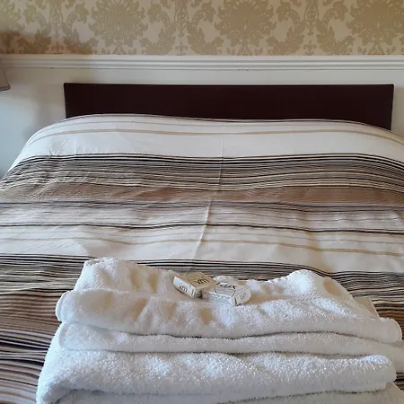 Capital House 3* Edimburgo