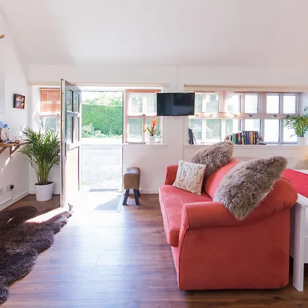 Guest house Justb Edinburgh 4*