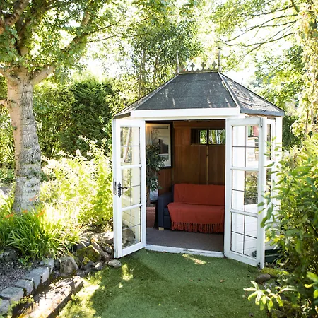 Justb Edinburgh Guest house