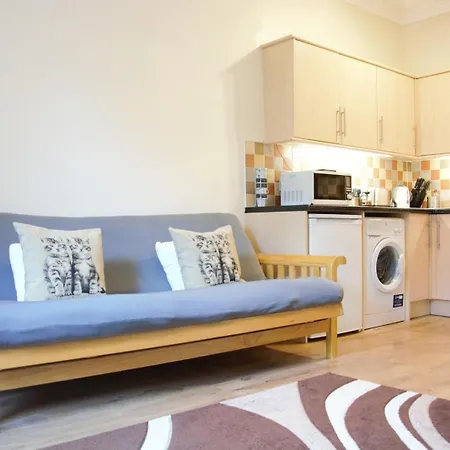 Daire Beautiful Travelers - Salmond Place