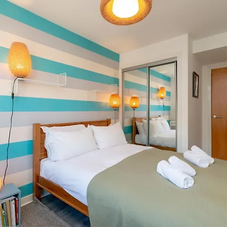 Appartement Modern 2-bdr Flat In - Pass The Keys *