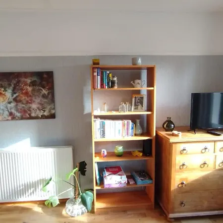 Apartamento Lovely Place At Stenhouse Edimburgo