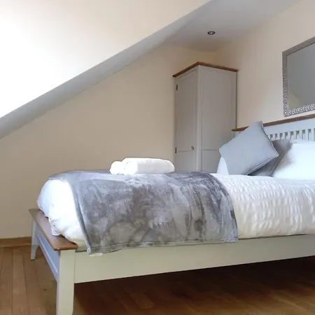 Lägenhet Luxurious Townhouse With Hot Tub *