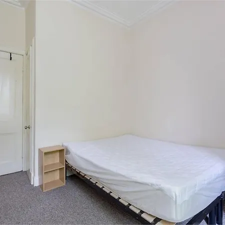 Apartamento 3 Bedrooms Flat In New Town , Lothian Road