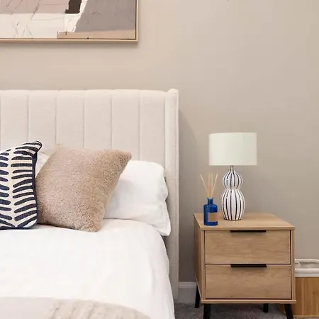 1 Bed In The Heart Of Grassmarket With Castle Views * إدنبرة