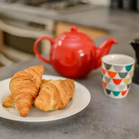 Unique 1 Bed House With Private Parking Edinburgh