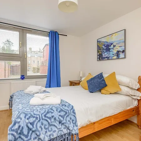 Apartmán Unique 1 Bed House With Private Parking *