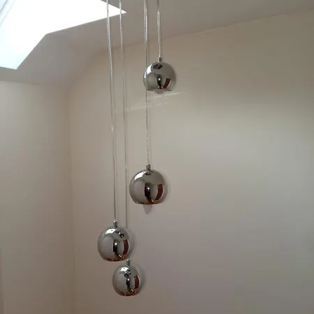 Luxurious Townhouse With Hot Tub