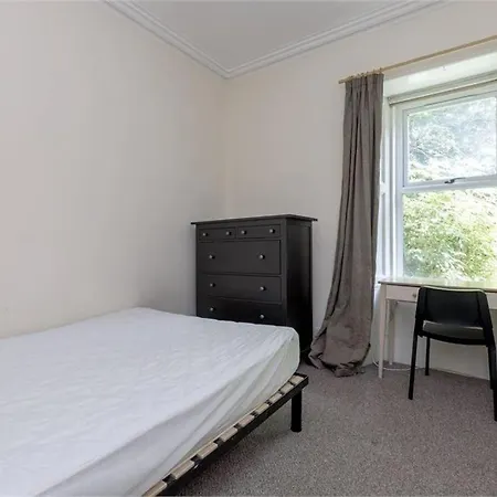 3 Bedrooms Flat In New Town , Lothian Road * Edimburgo