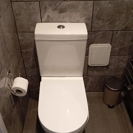 Luxurious Townhouse With Hot Tub *