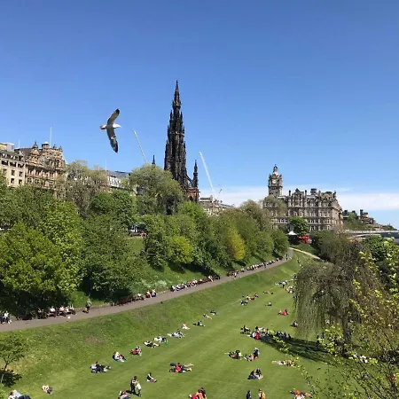 Three Bedrooms Flat In Old Town , Grassmarket Heart Of Flat Sleeps 6 , Eh1 58 Grassmarket, Edimburgo