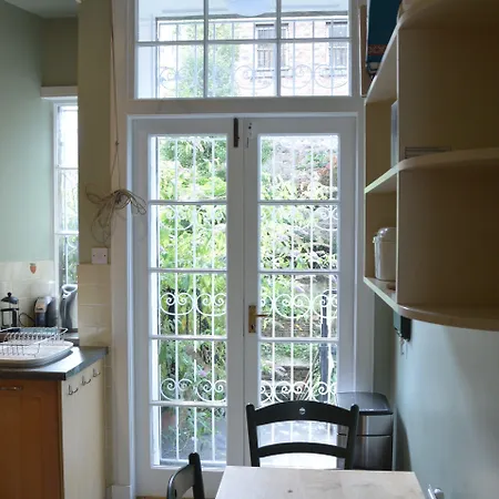 Traditional Georgian Flat In New Town * Edinburgh