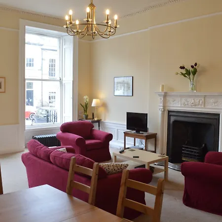 Lägenhet Traditional Georgian Flat In New Town *