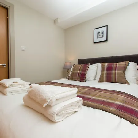 Bright Modern - Royal Mile إدنبرة