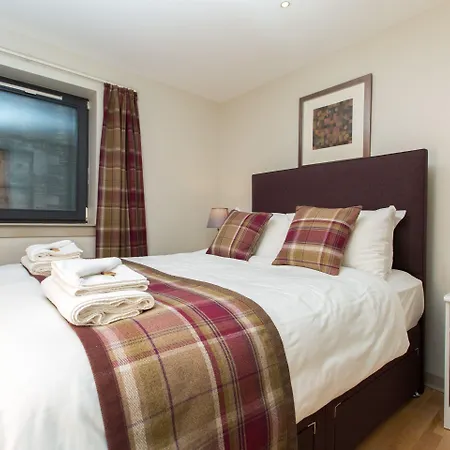 Bright Modern - Royal Mile إدنبرة