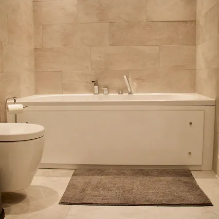 Luxurious - Sleeps 6 Edinburgh
