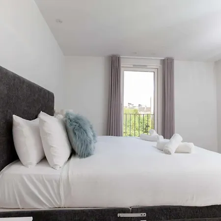 Apartment Luxurious - Sleeps 6 Edinburgh