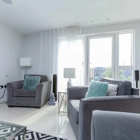 Luxurious - Sleeps 6 Apartmán *